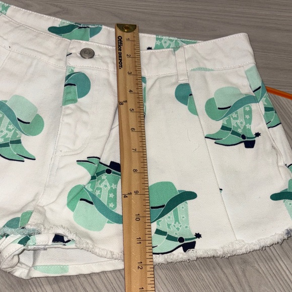 Fantastic Fawn Western style skort. Size large - Picture 6 of 6